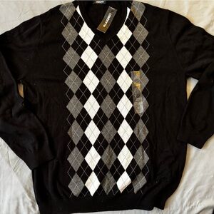 Claiborne Black and Gray Argyle Knit